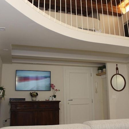 Art Apartment Santa Croce Suite Firenze Kültér fotó